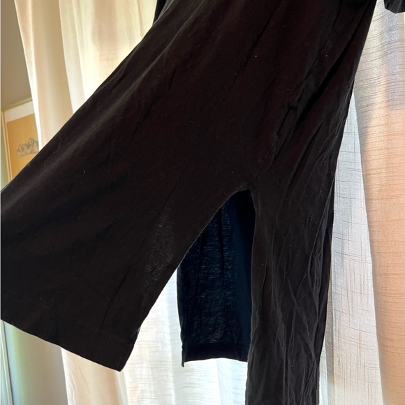 Old Navy Black High Low Short Sleeve Slit T shirt tunic tee - Picture 2 of 5